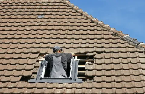 Pose de velux - Lacapelle-Marival